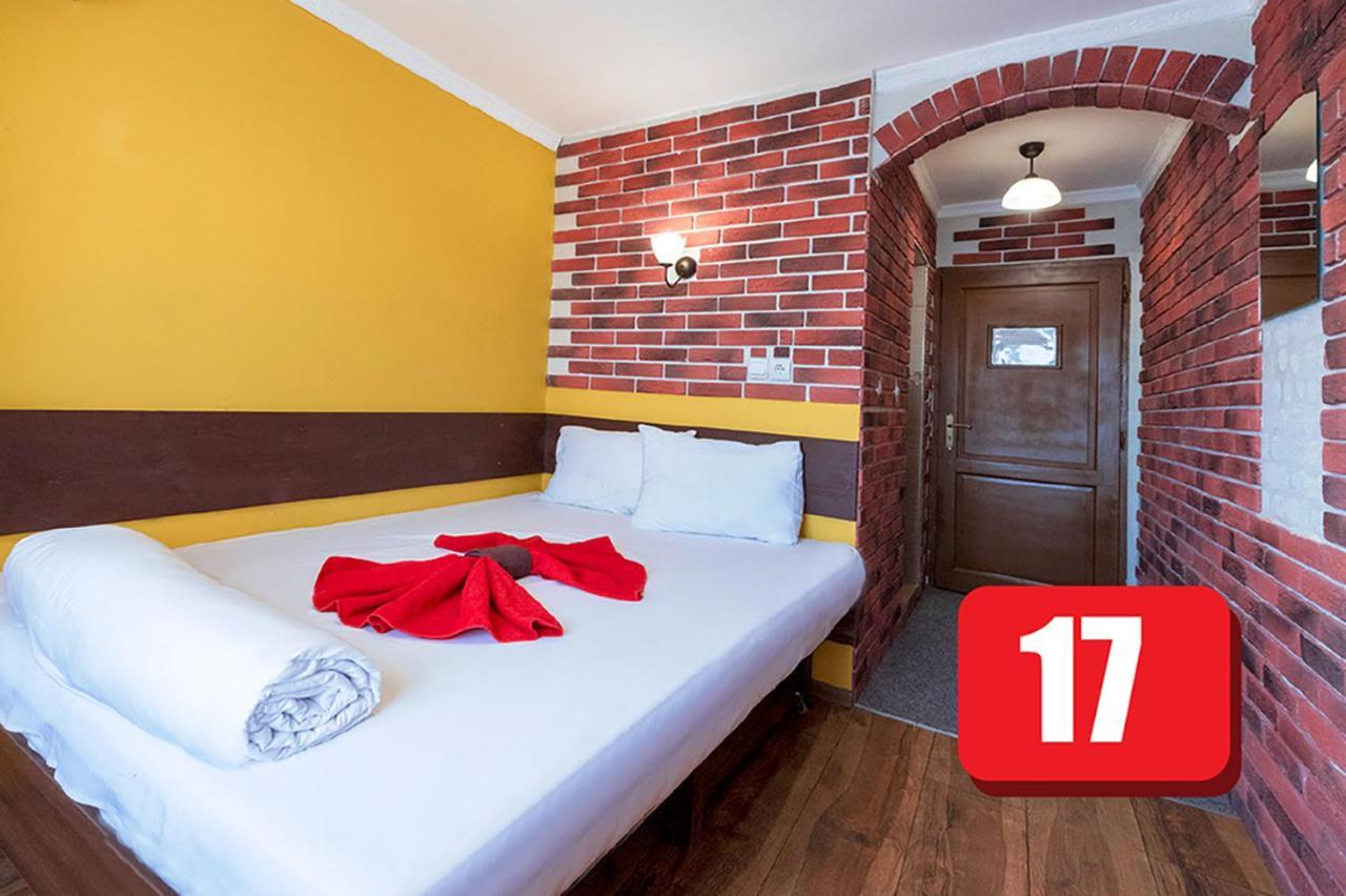Simona Complex Hotel *