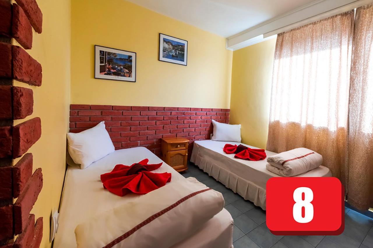 Hotel Simona Complex *